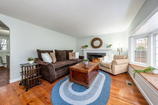 37 Regional Ave, Yarmouth, MA 02664