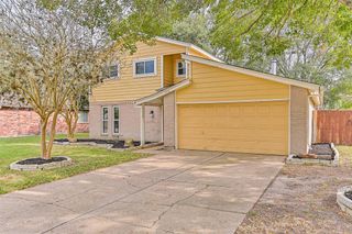 222 Old Oaks Street, League City, TX 77573