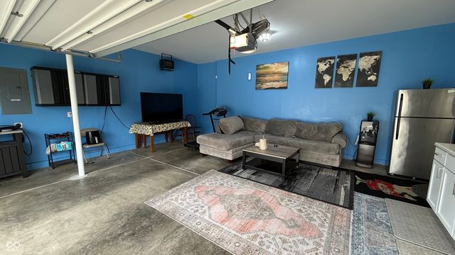 8341 Welder Place, Indianapolis, IN 46237