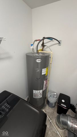 8341 Welder Place, Indianapolis, IN 46237