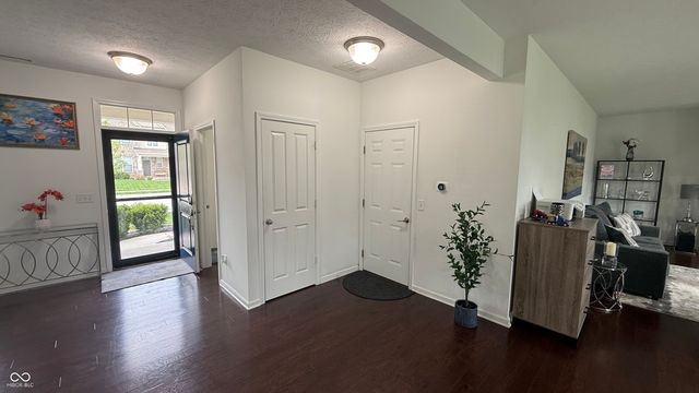 8341 Welder Place, Indianapolis, IN 46237