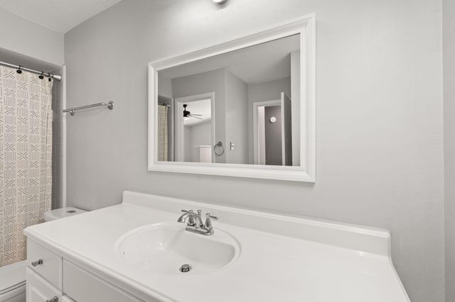 8100 Cambridge Street 136, Houston, TX 77054