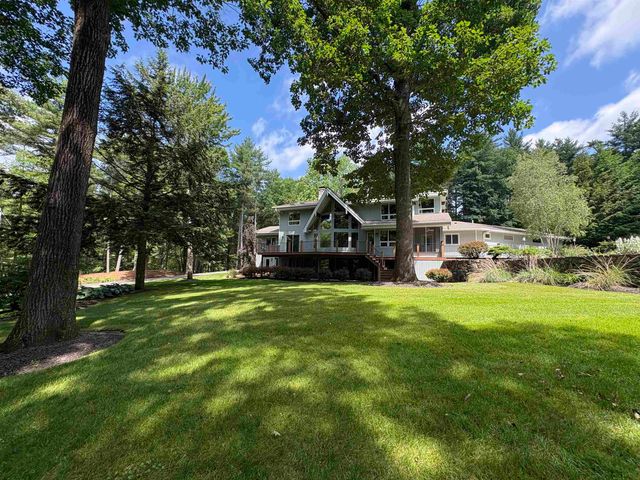 48 N Pepperell Road, Hollis, NH 03049