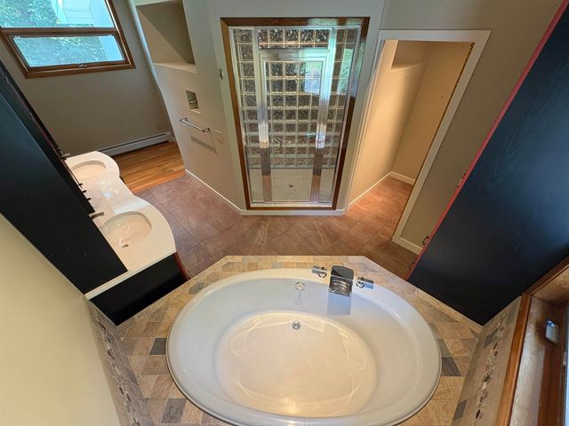 48 N Pepperell Road, Hollis, NH 03049
