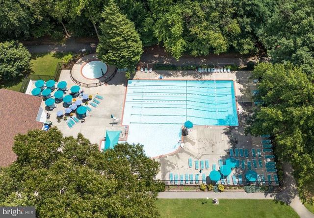 820 NEW MARK ESPLANADE, Rockville, MD 20850