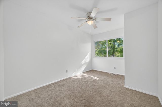 820 NEW MARK ESPLANADE, Rockville, MD 20850