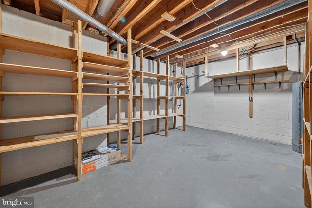 820 NEW MARK ESPLANADE, Rockville, MD 20850