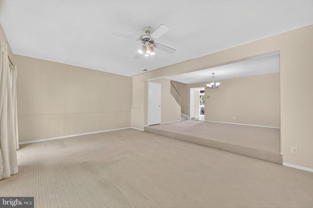 820 NEW MARK ESPLANADE, Rockville, MD 20850