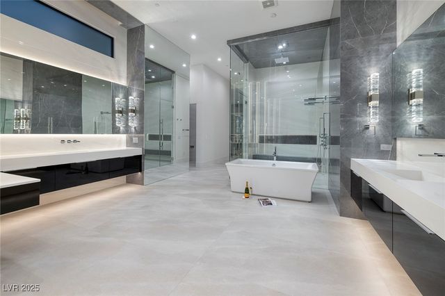 19 Boulderback Drive, Henderson, NV 89012