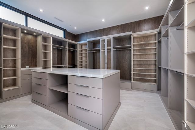 19 Boulderback Drive, Henderson, NV 89012