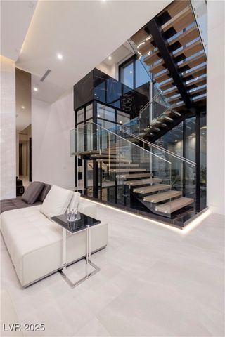 19 Boulderback Drive, Henderson, NV 89012