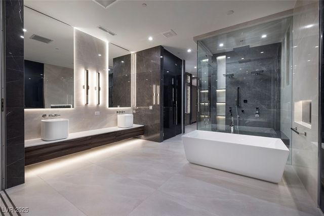 19 Boulderback Drive, Henderson, NV 89012