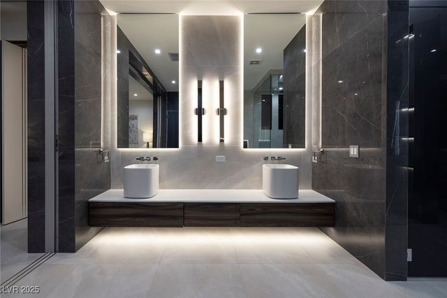 19 Boulderback Drive, Henderson, NV 89012