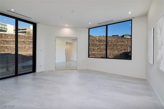 19 Boulderback Drive, Henderson, NV 89012