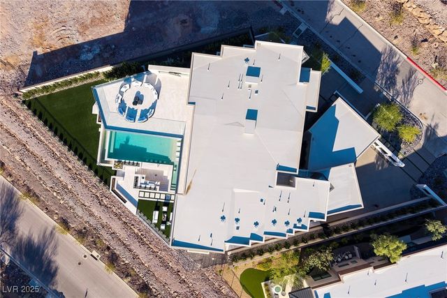 19 Boulderback Drive, Henderson, NV 89012