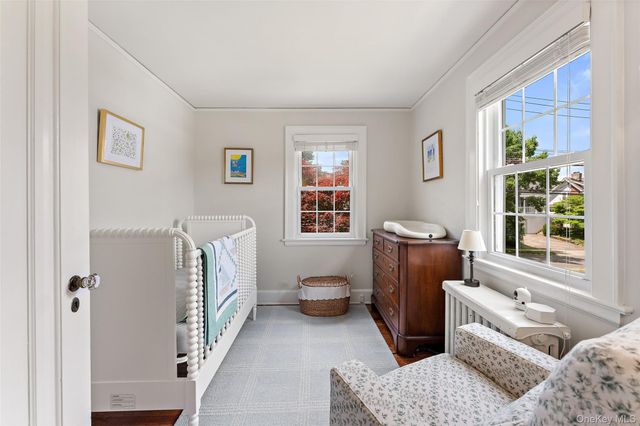 25 Pinebrook Road, New Rochelle, NY 10801