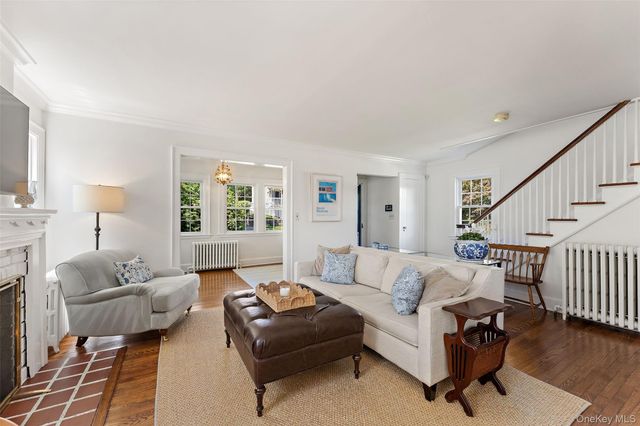 25 Pinebrook Road, New Rochelle, NY 10801