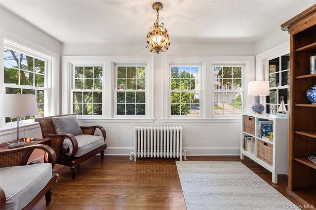 25 Pinebrook Road, New Rochelle, NY 10801