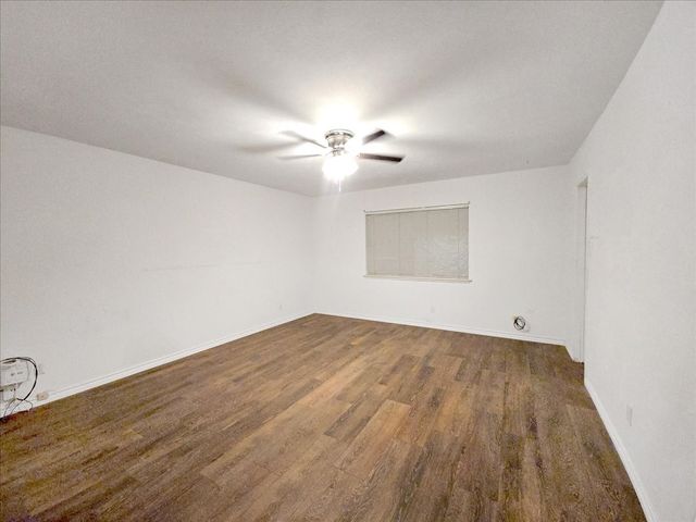 2623 Crestmoor Court, Arlington, TX 76016