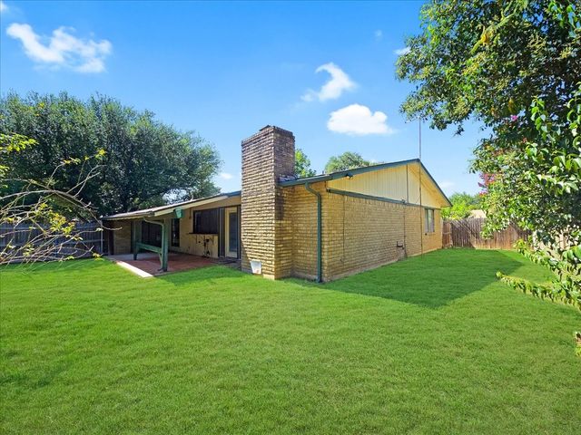 2623 Crestmoor Court, Arlington, TX 76016