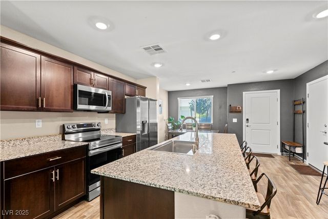 12280 Golden Wreath Road 3, Las Vegas, NV 89183