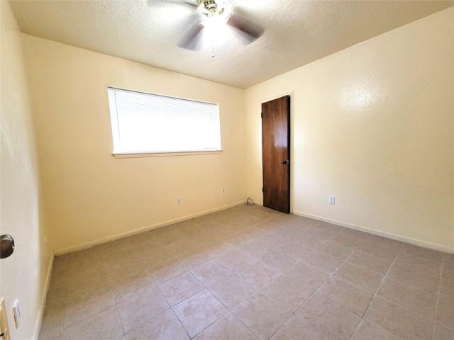 12811 Stillington Drive, Houston, TX 77015