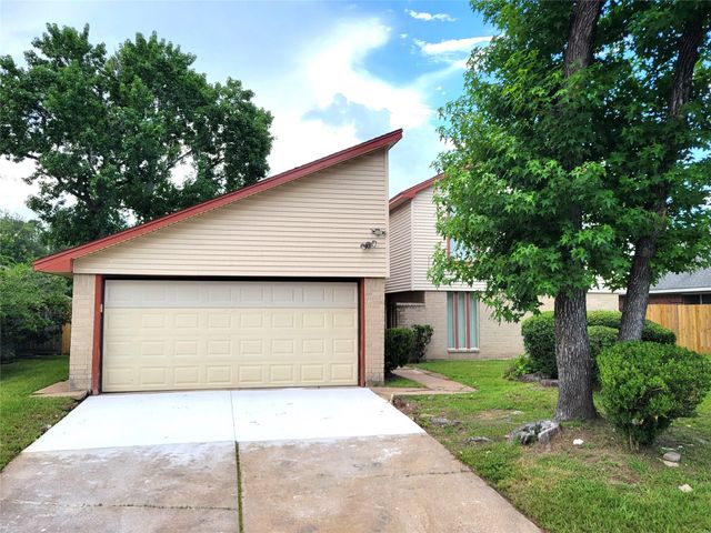 12811 Stillington Drive, Houston, TX 77015