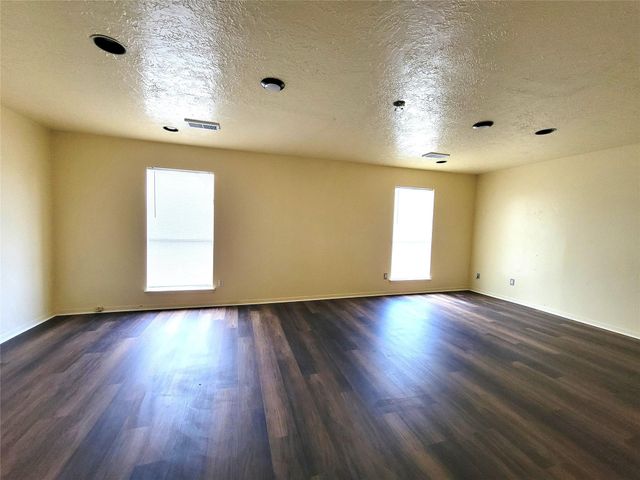 12811 Stillington Drive, Houston, TX 77015