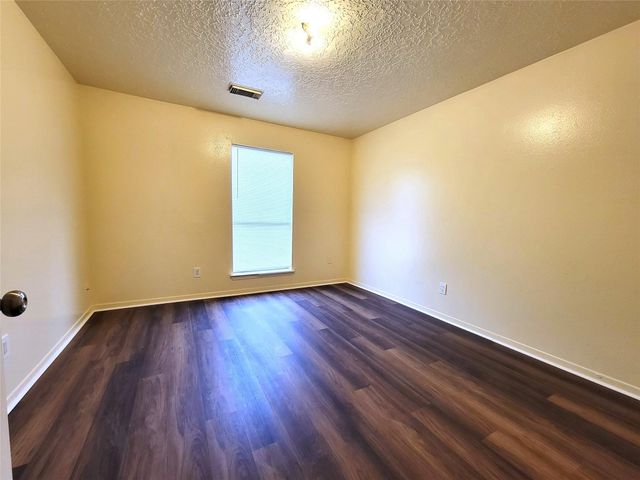 12811 Stillington Drive, Houston, TX 77015