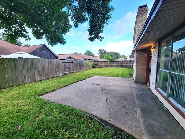 12811 Stillington Drive, Houston, TX 77015