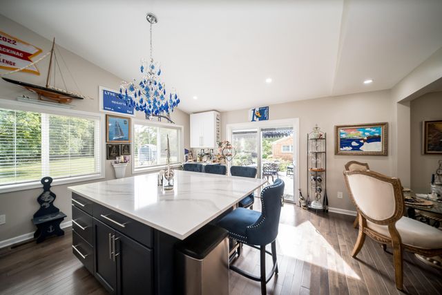 26532 Springfield Drive, Farmington Hills, MI 48334