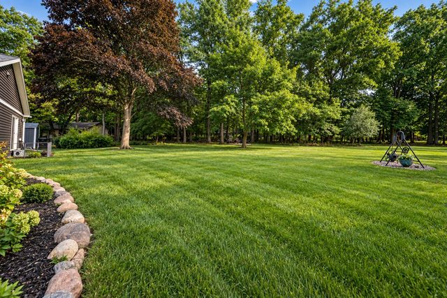 26532 Springfield Drive, Farmington Hills, MI 48334