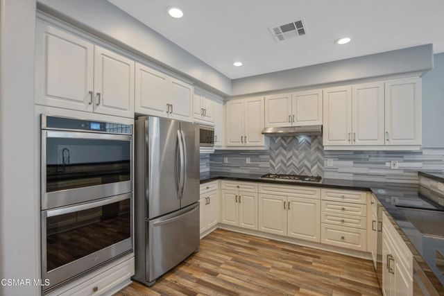 2872 La Plata Drive, Camarillo, CA 93010