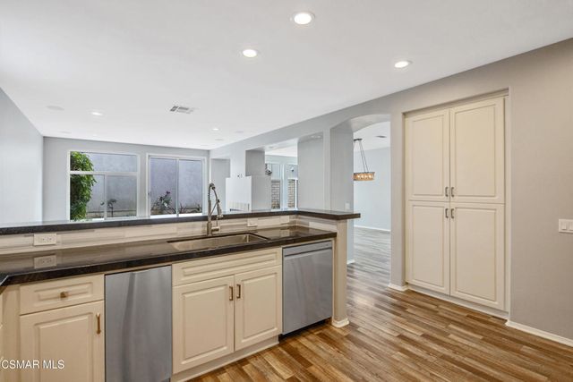 2872 La Plata Drive, Camarillo, CA 93010