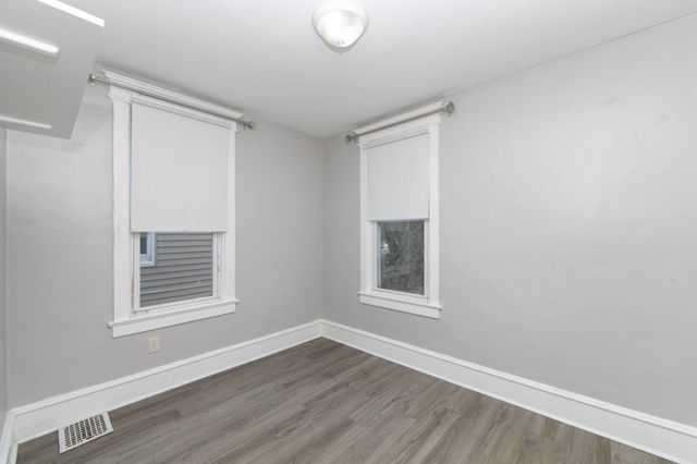 2881 HARRISON AVE, Camden, NJ 08105