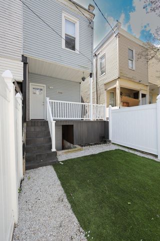 2881 HARRISON AVE, Camden, NJ 08105