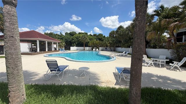 7445 SW 153rd Pl 104-3, Miami, FL 33193