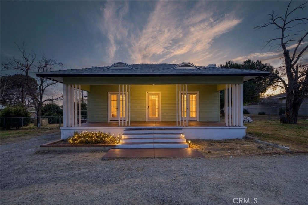 Image 1 of property listing at 661 N 4th, Banning, CA 92220