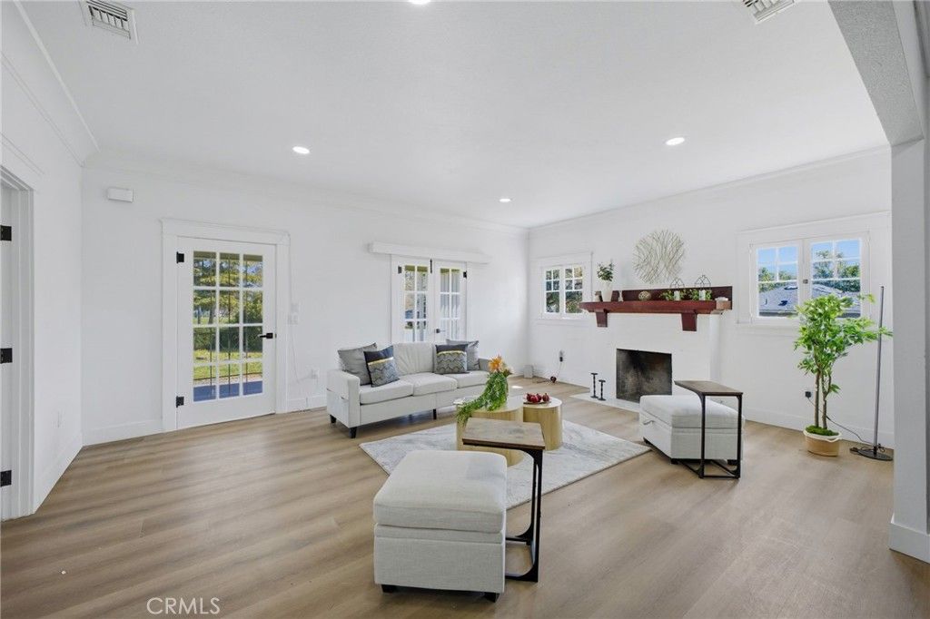 Image 15 of property listing at 661 N 4th, Banning, CA 92220