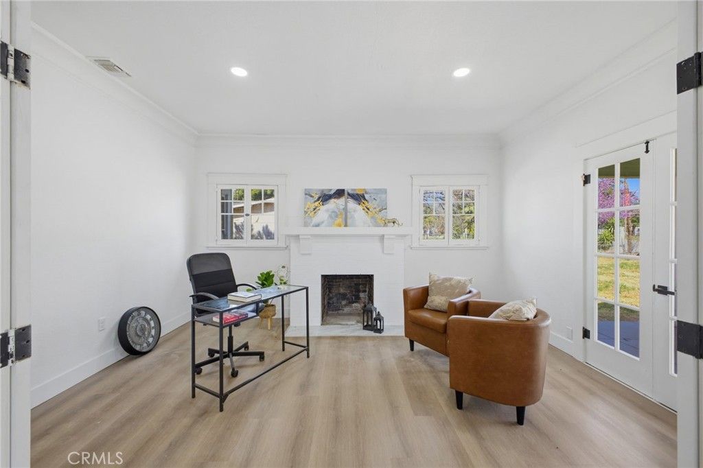 Image 17 of property listing at 661 N 4th, Banning, CA 92220