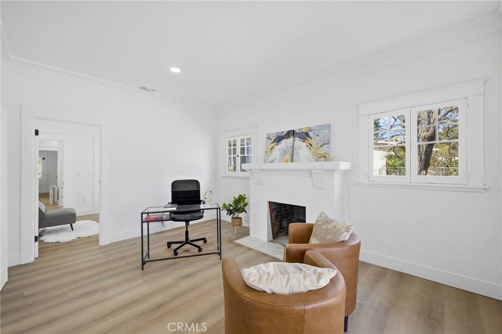 Image 19 of property listing at 661 N 4th, Banning, CA 92220