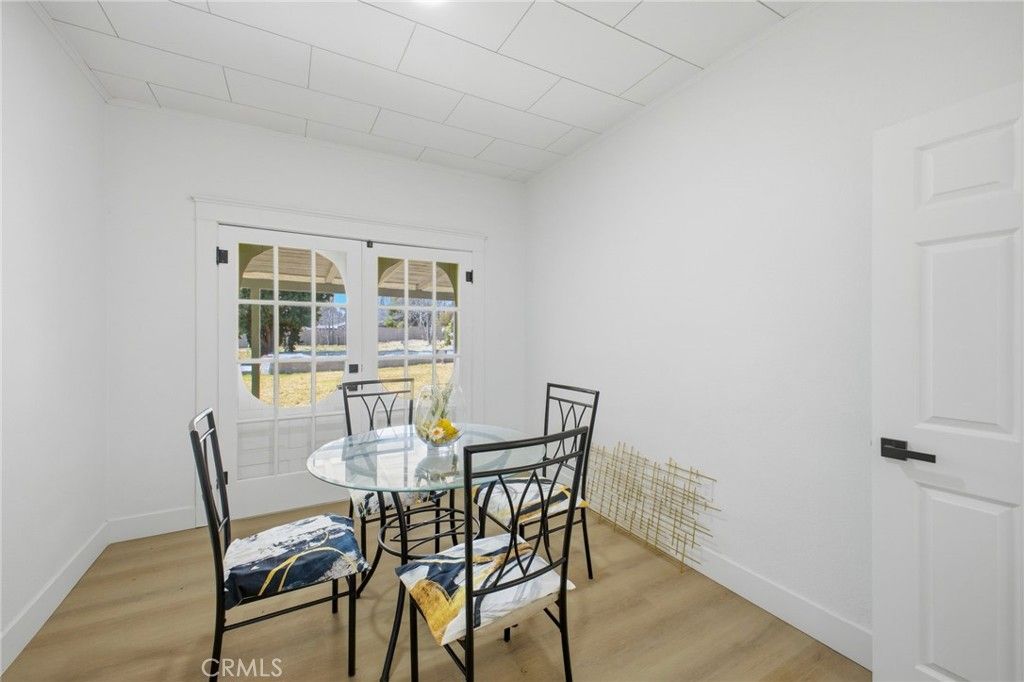 Image 34 of property listing at 661 N 4th, Banning, CA 92220