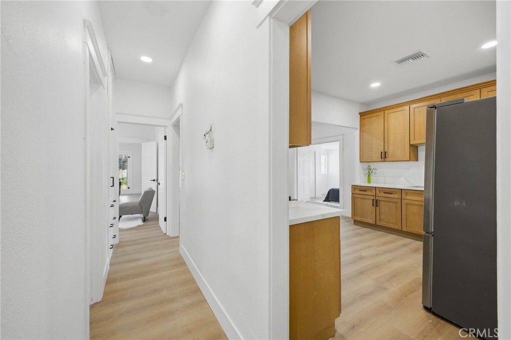 Image 37 of property listing at 661 N 4th, Banning, CA 92220