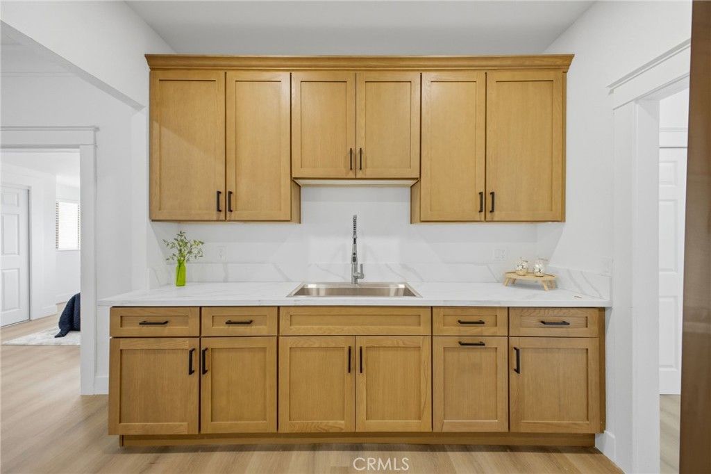 Image 50 of property listing at 661 N 4th, Banning, CA 92220