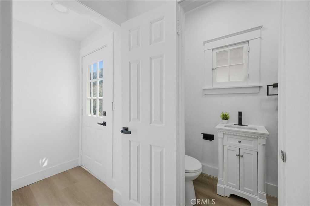 Image 60 of property listing at 661 N 4th, Banning, CA 92220