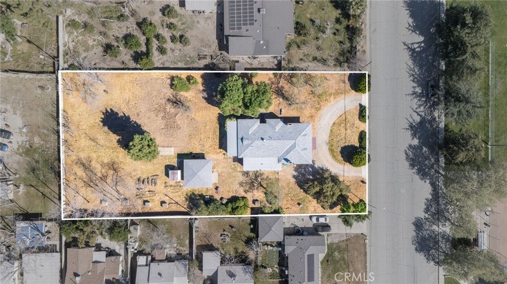 Image 70 of property listing at 661 N 4th, Banning, CA 92220