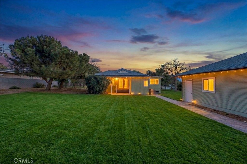 Image 73 of property listing at 661 N 4th, Banning, CA 92220