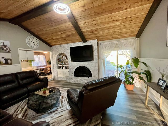 7071 E 53rd Street, Tulsa, OK 74145