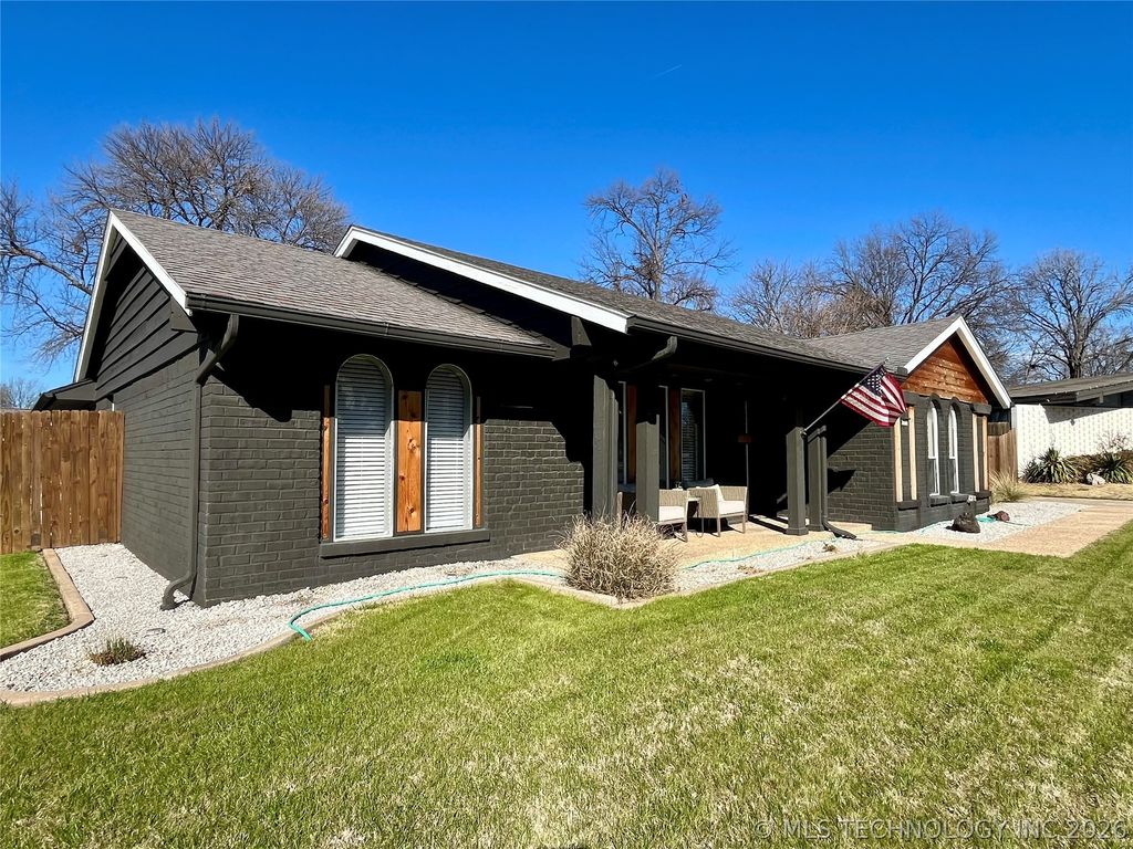 7071 E 53rd Street, Tulsa, OK 74145