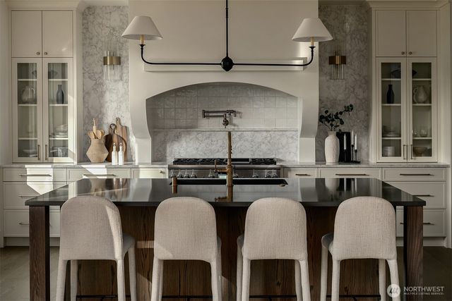 5117 107th Lane NE, Kirkland, WA 98033